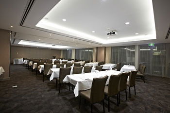 Best Western Premier Hotel 115 Kew - Great Ocean Road Tourism 1