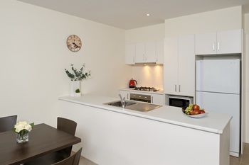 Apartments @ Glen Central ViQi - Great Ocean Road Tourism 6