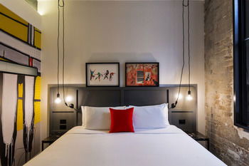 Ovolo 1888 Darling Harbour - Great Ocean Road Tourism 23