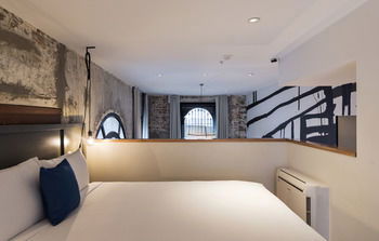 Ovolo 1888 Darling Harbour - Great Ocean Road Tourism 28