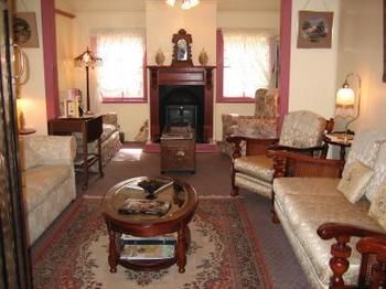 Chalet Blue Mountains - Great Ocean Road Tourism 1