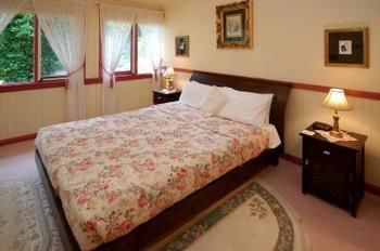 Chalet Blue Mountains - Great Ocean Road Tourism 5