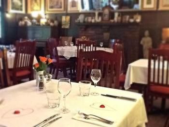 Chalet Blue Mountains - Great Ocean Road Tourism 9