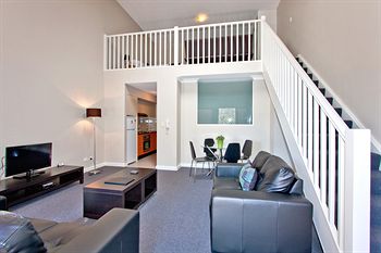 Ryals Serviced Apartments Camperdown - Great Ocean Road Tourism 4