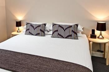 Ryals Serviced Apartments Camperdown - Great Ocean Road Tourism 30