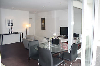Wyndel Apartments - Abode - Great Ocean Road Tourism 11