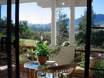 A Room With A View Bed & Breakfast - Great Ocean Road Tourism 3
