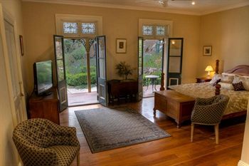 Tizzana Winery Bed & Breakfast - Great Ocean Road Tourism 13