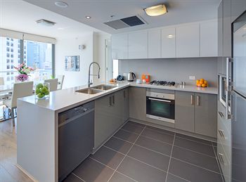 Zara Tower - Luxury Suites And Apartments - Great Ocean Road Tourism 0
