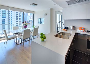 Zara Tower - Luxury Suites And Apartments - Great Ocean Road Tourism 22