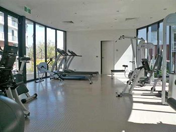 Astra Apartments - St Kilda Rd - Great Ocean Road Tourism 3