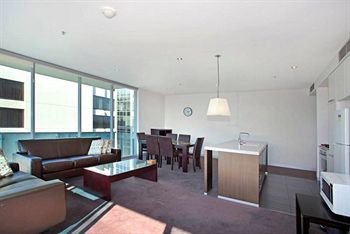 Astra Apartments - St Kilda Rd - Great Ocean Road Tourism 16
