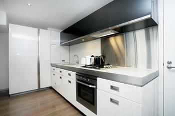 Astra Apartments - St Kilda Rd - Great Ocean Road Tourism 19