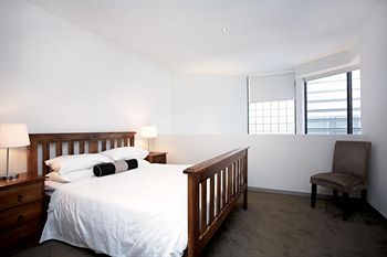Astra Apartments - St Kilda Rd - Great Ocean Road Tourism 0