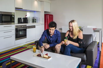 ADGE Boutique Apartment Hotel - Great Ocean Road Tourism 18