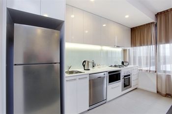 ALT Tower Serviced Apartments - Great Ocean Road Tourism 0