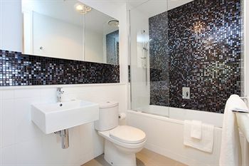 ALT Tower Serviced Apartments - Great Ocean Road Tourism 9