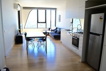 Apartments Melbourne Domain - South Melbourne - Great Ocean Road Tourism 39