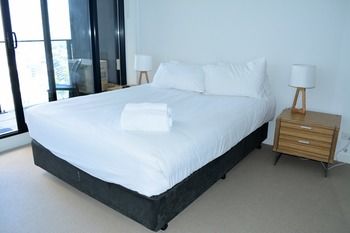 Apartments Melbourne Domain - South Melbourne - Great Ocean Road Tourism 53