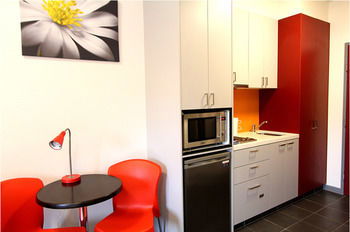 Alston Apartments Hotel - Great Ocean Road Tourism 8