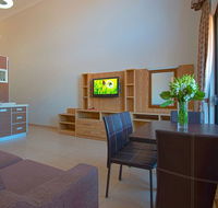 Bondi Beach Holiday Apartments - Great Ocean Road Tourism