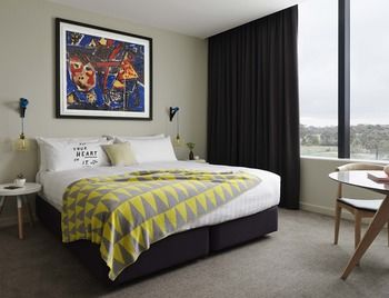 Art Series - The Larwill Studio - Great Ocean Road Tourism 23