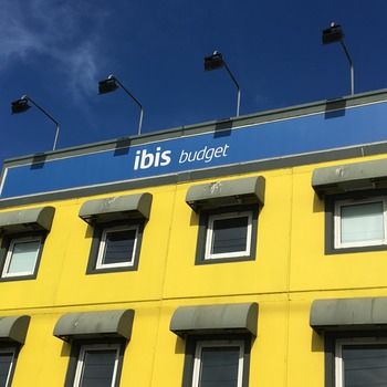 Ibis Budget Fawkner - Great Ocean Road Tourism 6