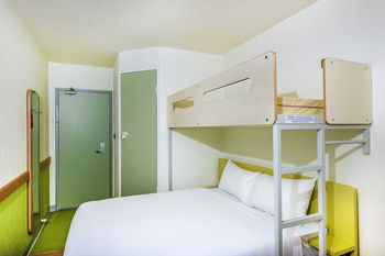 Ibis Budget Fawkner - Great Ocean Road Tourism 17
