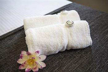 Pritchards Hotel - Great Ocean Road Tourism 1