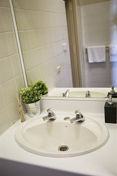 Pritchards Hotel - Great Ocean Road Tourism 22