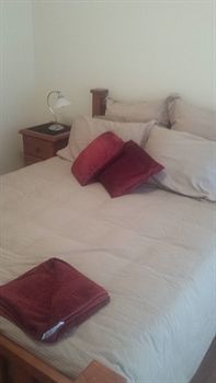 Australian Home Away @ East Doncaster Andersons Creek 1 - Great Ocean Road Tourism 14