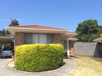 Australian Home Away @ Doncaster Andersons Creek 2 - Great Ocean Road Tourism 6