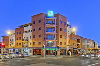 Quality Suites Boulevard On Beaumont - Great Ocean Road Tourism 0