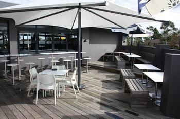 Crossroads Hotel Liverpool - Great Ocean Road Tourism 1