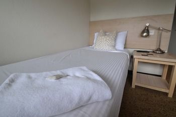 Crossroads Hotel Liverpool - Great Ocean Road Tourism 22