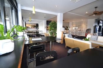 Crossroads Hotel Liverpool - Great Ocean Road Tourism 26