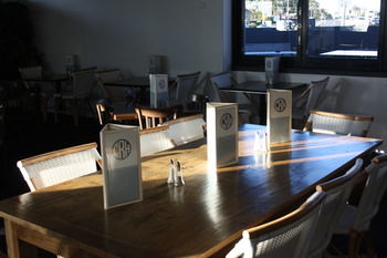 Crossroads Hotel Liverpool - Great Ocean Road Tourism 40