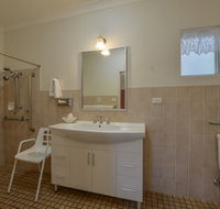 Cadman Motor Inn amp Apartments - Great Ocean Road Tourism