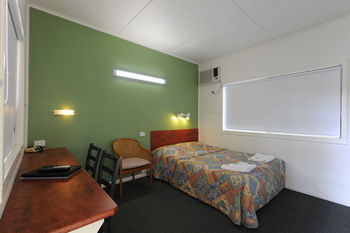 Hi-Way Motel Grafton - Great Ocean Road Tourism 3