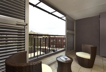 Randwick Central Suites - Great Ocean Road Tourism 0