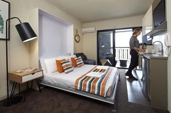 Randwick Central Suites - Great Ocean Road Tourism 4