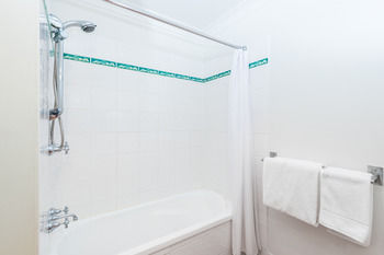 The Brighton Apartments - Great Ocean Road Tourism 10