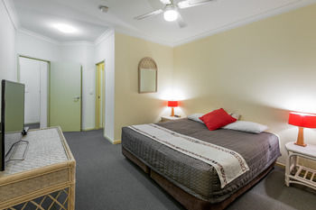 The Brighton Apartments - Great Ocean Road Tourism 21