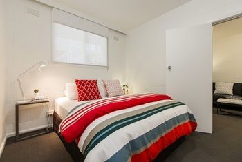 Apartment2c - Lennox 10 - Great Ocean Road Tourism 5