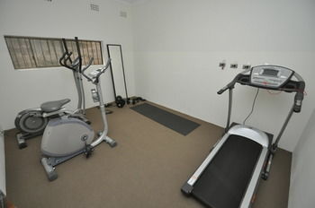 Balmain 2 Mont Furnished Apartment - Great Ocean Road Tourism 1