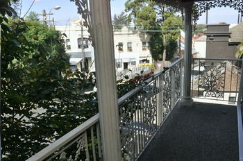 Balmain 2 Mont Furnished Apartment - Great Ocean Road Tourism 8