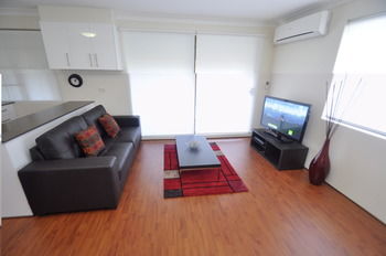 Balmain 2 Mont Furnished Apartment - Great Ocean Road Tourism 9