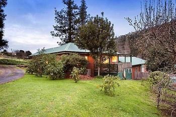 Annie's Escape In Warburton - Great Ocean Road Tourism 0