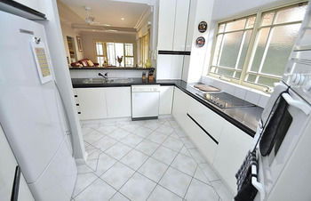 Kingsford 12 Shaw Furnished Apartment - Great Ocean Road Tourism 4
