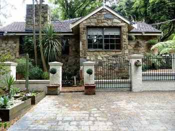 Aquila Nova Retreat - Great Ocean Road Tourism 1